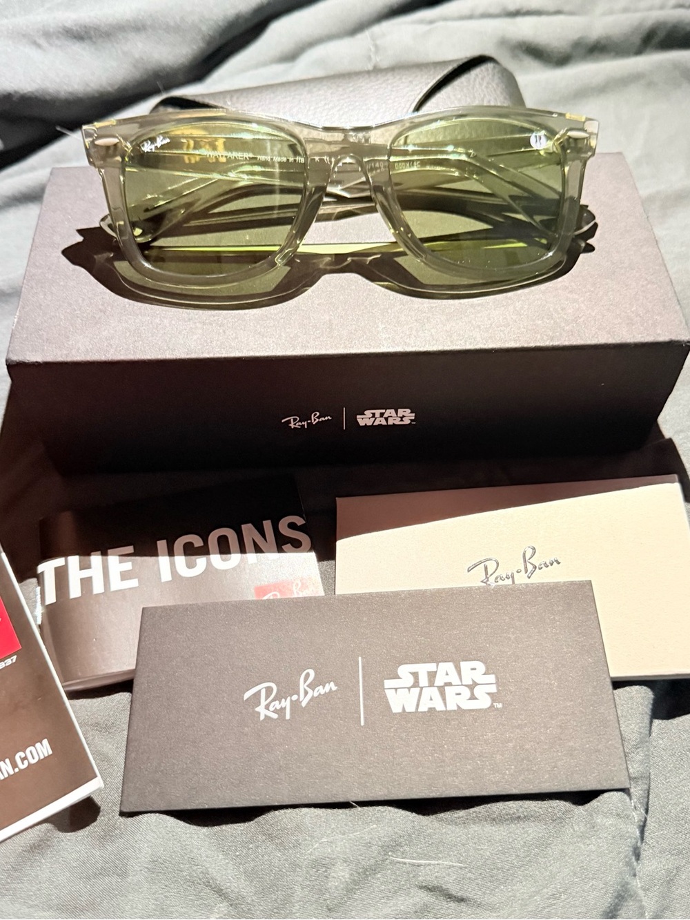 Ray-Ban & Star Wars Light Green Transparent Wayfarer
